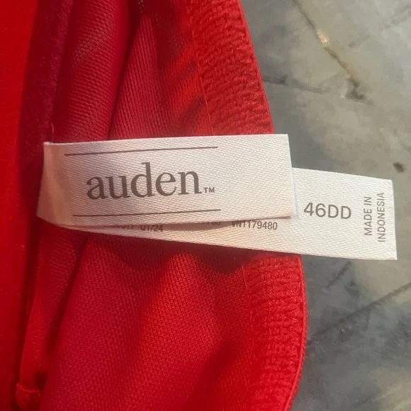 Auden 46DD Red Lace Bra - Picture 4 of 4
